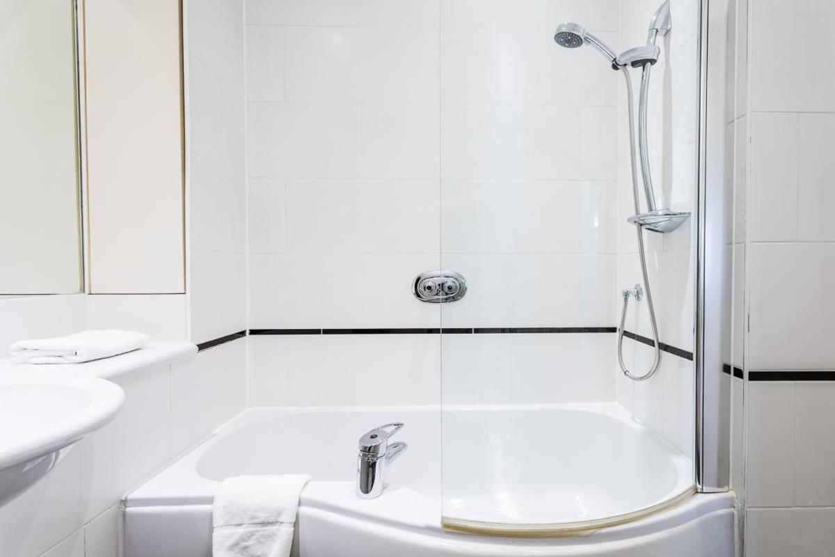 Bright & Comfortable Angel Apartment London Bagian luar foto